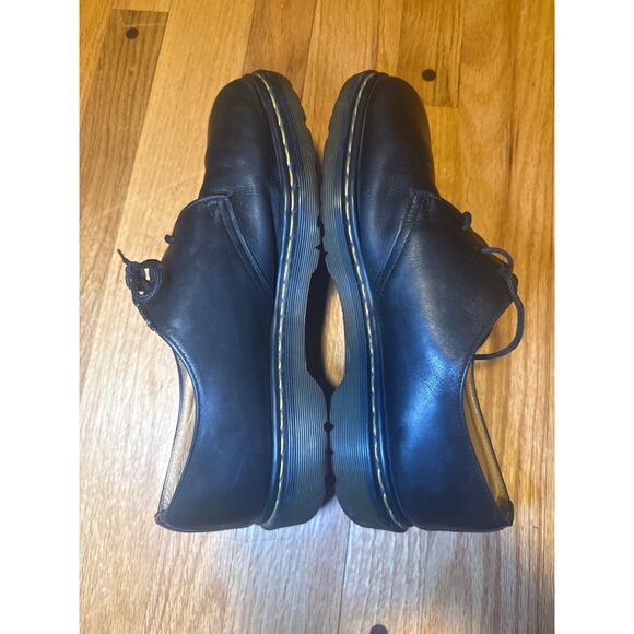 Dr. Martens Vtg Size 9 Black Leather The Original Oxford Shoes England Loafers main image 9